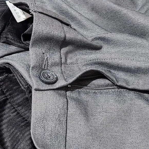 Haggar Cool 18 Dress Pants Mens Size 36x29 Dark Gray Color Expandable Waist - Picture 5 of 9